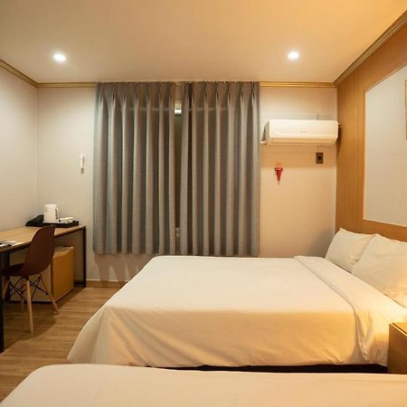 Jeju Stay Hotel Exterior photo