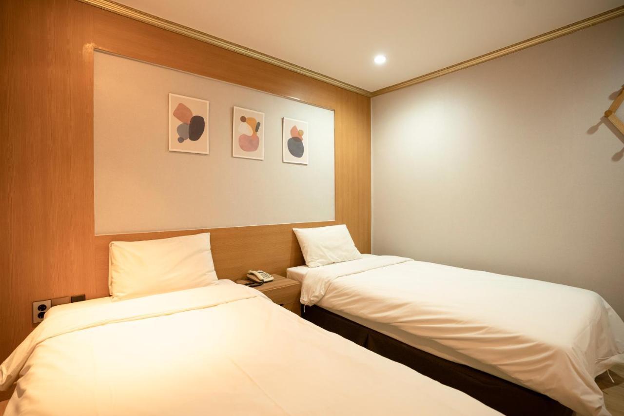 Jeju Stay Hotel Exterior photo