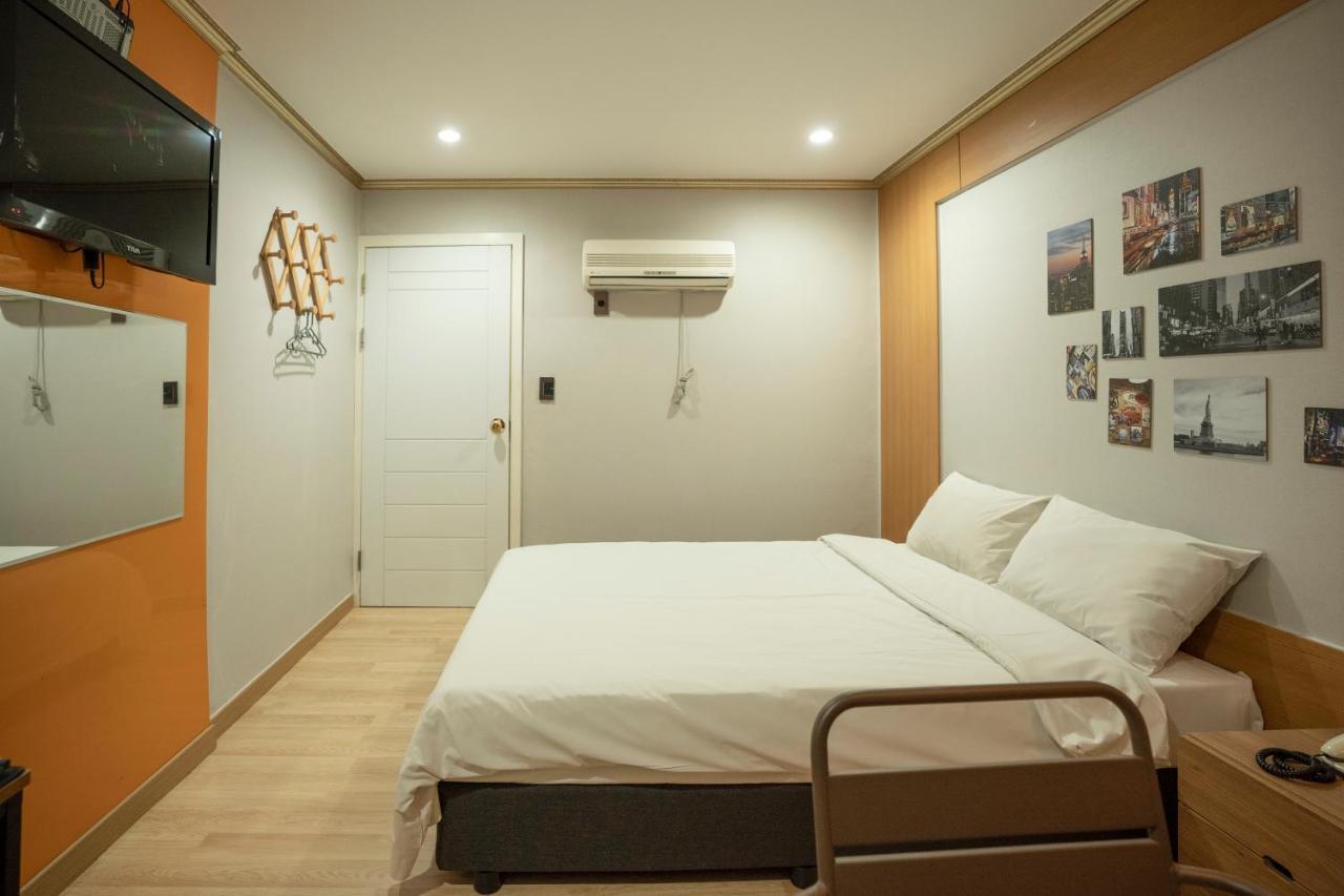 Jeju Stay Hotel Exterior photo